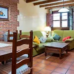 Casa di campagna Puentes 1 *
