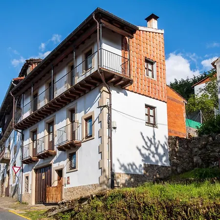 Puentes 1 Kır Evi